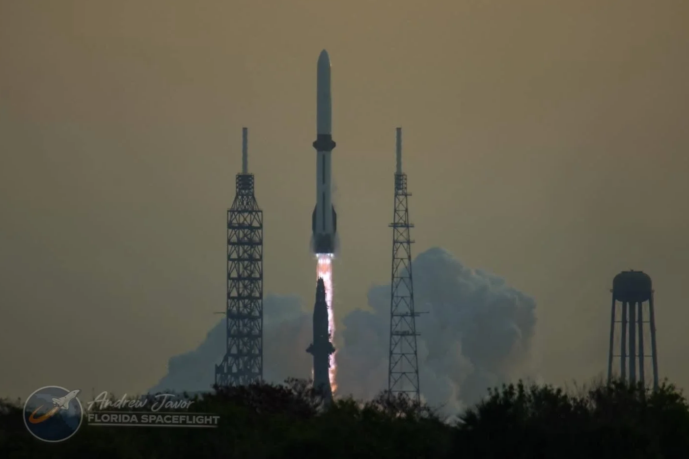 Blue Origin’s New Glenn rocket launches from Cape Canaveral Space Force Station at 7:25 AM EST. Photo: Andrew Javor/Florida Spaceflight