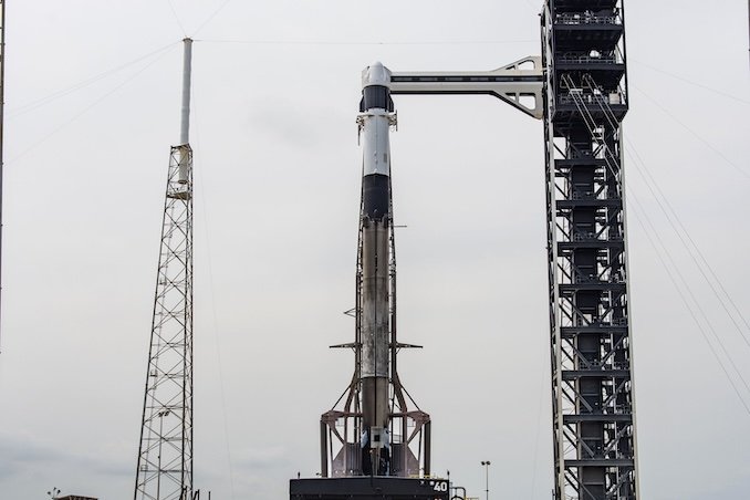 A SpaceX Cargo Dragon spacecraft, tail number C209, is seen atop a Falcon 9 rocket at Space Launch Complex 40 (SLC-40) at Cape Canaveral Space Force Station. Image: SpaceX